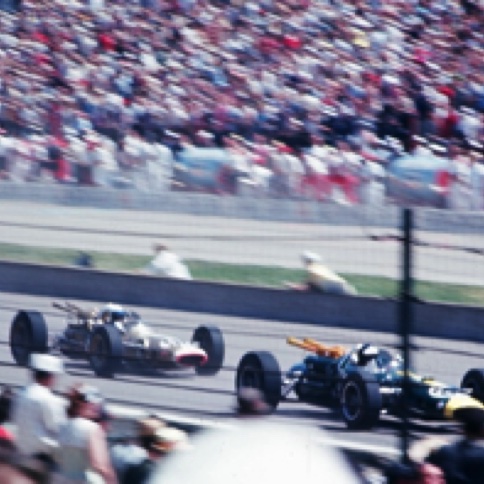 JIm  en bagarre avec les pilotes US